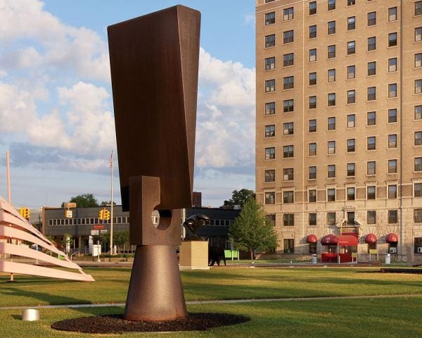 1538686467_Sculpture_Garden