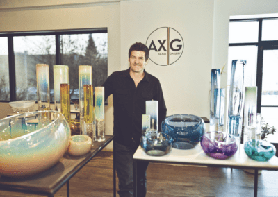 Downtown Newsmagazine features Andrew Madvin ’00, Crafts – Glass